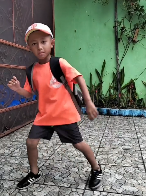 masukin bola ke tas ala Zaki ni...kemarin terhapus di tiktok🫨