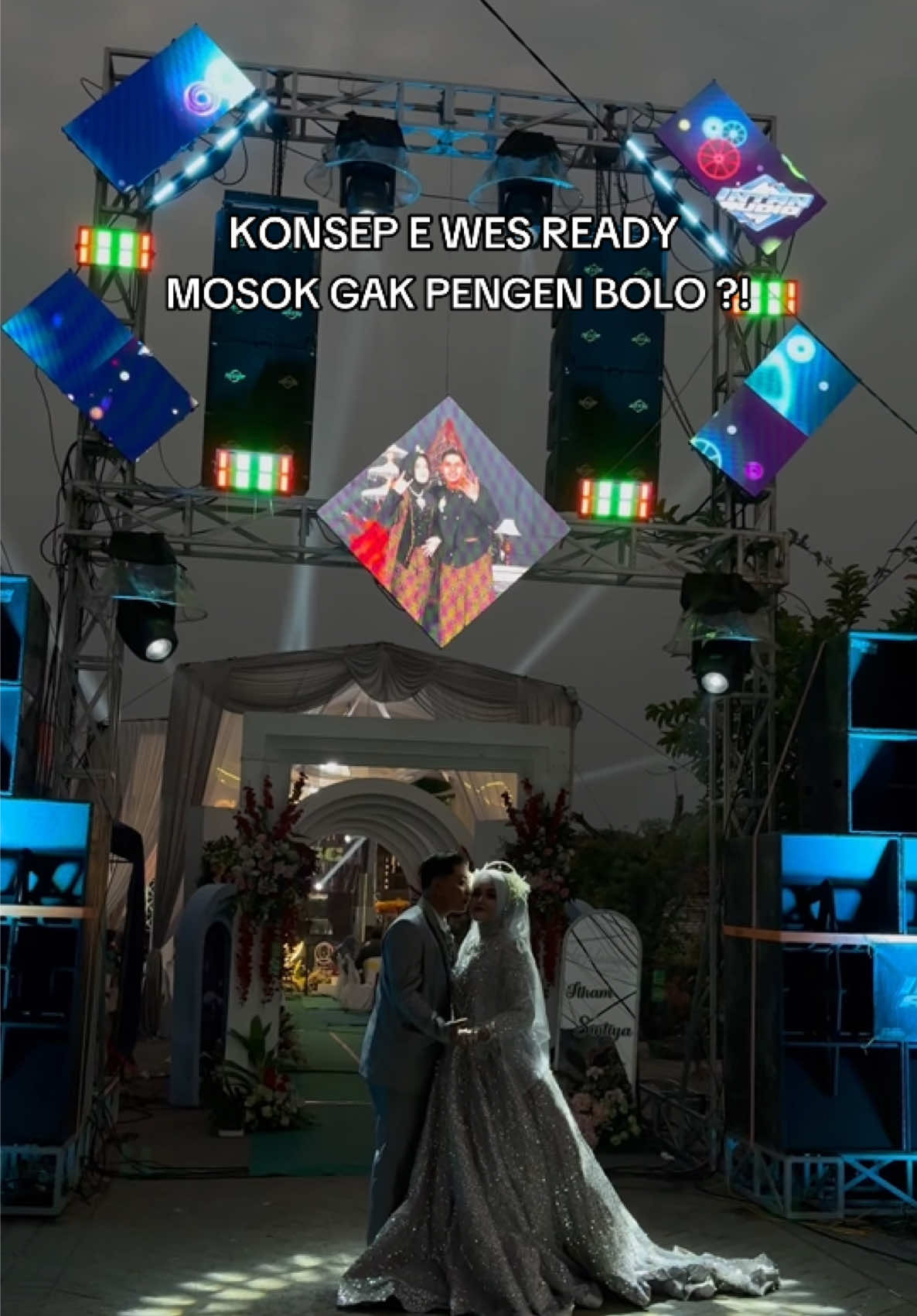 Wedding Dream e sopo rek ? Jok lali tag pasangan kalian  jangan lupa hire wccbybunga untuk setiap moment kalian  Setiap senyum, tawa, dan tatapan bermakna — biarkan kami mengabadikannya dengan sentuhan estetik yang hangat 🤍 🎥 Wedding Content Creator by Bunga (moment candid, BTS, dan momen bahagiamu) Start from 300K | 📍 Gresik, Surabaya, Sidoarjo, Lamongan, Malang, Mojokerto, Madura — avail to travel! 🫶🏻✨ Book sekarang sebelum kehabisan slot! 📩 DM atau hubungi WA yang ada di bio ya 👋🏻 “Abadikan momen kalian dengan sentuhan estetik.” ✨ #viral #fypシ゚ #soundhoreg #weddingdream #weddingcontentcreator 