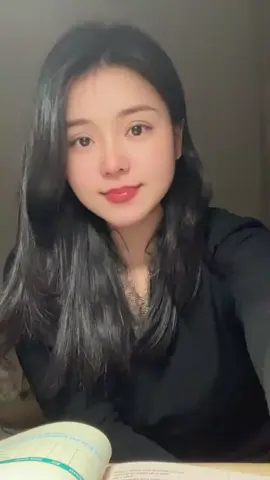 Các bác, các cô, các anh các chị, các em có đi ngang, có thấy em. Bấm giỏ hàng mua ủng hộ em cái quần sịp, các áo, hay bịch đậu phộng,...ủng hộ em với ạ. Dạo này tiktok em bị bóp tương tác. Chưa thấy đơn nào ạ, huhu.  😭😭😭 #vananhqn1994 