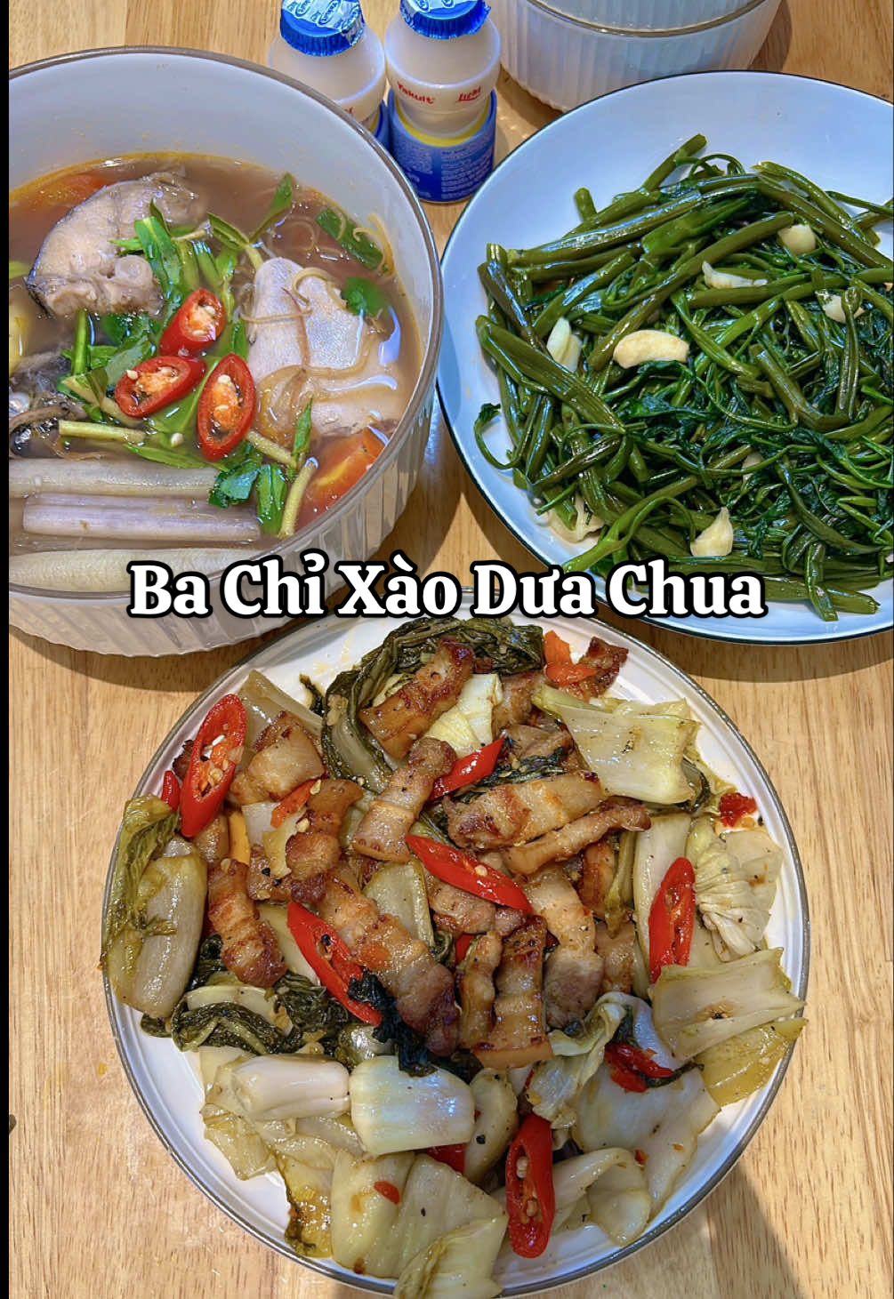 Bếp em Diên hôm nay có ba chỉ xào cải chua, canh chua cá bớp và rau muống xào tỏi #dienthicnauan #bachixaoduachua #homnayangi #nauan #xh