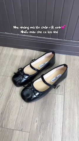 Màu đen đi vừa dịu dàng mà lại còn dễ phối đồ lắm nha #review #giaydepnu #giaydepxinh #giaybupbe 