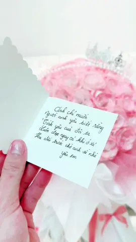 Dành tặng người anh yêu thương đóa hoa đẹp nhất ♥️ #laf_flower #hoasap #hoatangnguoiyeu #quatang20_10 #mylove 