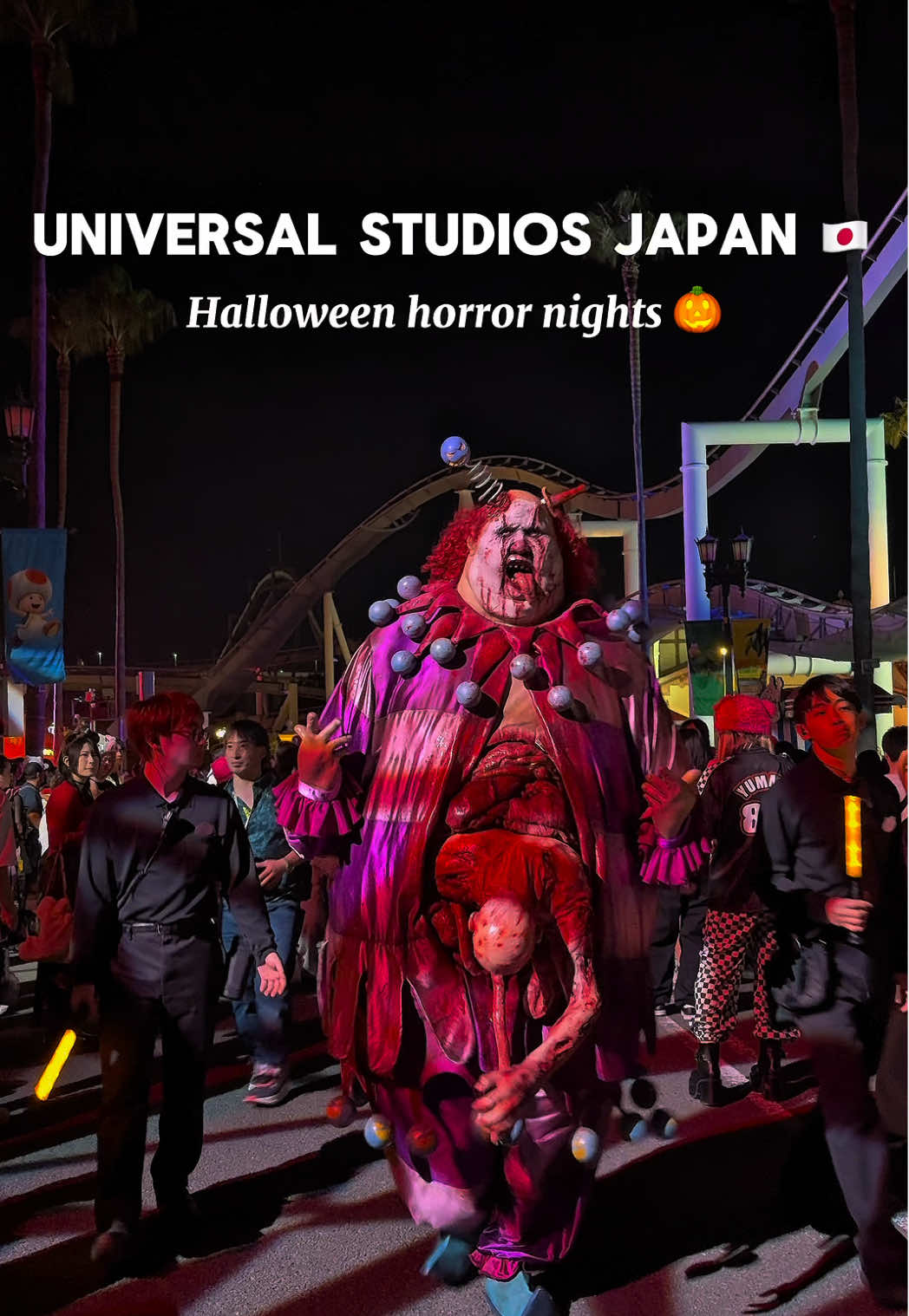I didn’t know they have horror nights out here so u can only imagine the shock 💀😂 #universalstudiosjapan #halloween #horrornights #osaka #japan 