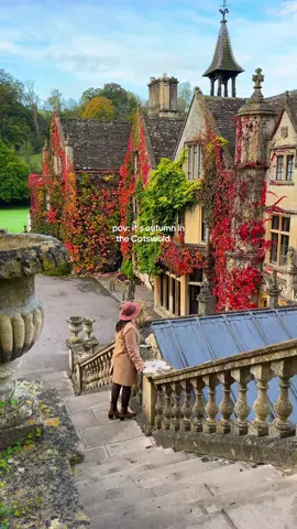 📍 The Cotswolds, England — where every village looks straight out of a storybook 🍂🇬🇧 Planning an autumn getaway? We’ve put together a free Cotswolds travel guide to help you explore this corner of the English countryside like a local. Comment “GUIDE” and we’ll send it to you ✨ Here’s what’s inside: 🏡 10 must-visit villages & hidden gems 🍽️ Our favorite cafés, pubs & country restaurants 🛎️ Handpicked boutique stays 🗺️ A downloadable Google Map for your trip 📆 When to go, how to get around & everything in between Save this for your next countryside escape 🤍