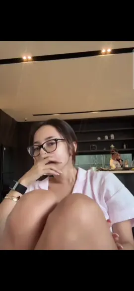 busetttt dah mbakkk nia, bener