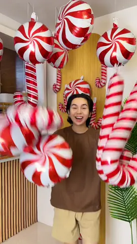 Ang gandang christmas decoration itong christmas candy balloons na ito #christmasballoons #christmasdecor #inflatablechristmasdecor #homeandlifestyle 