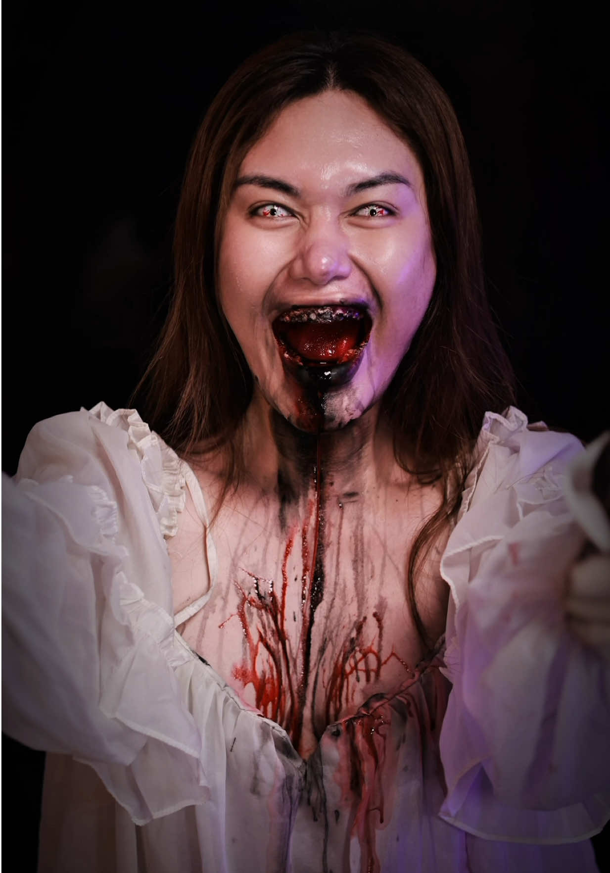 Hơi chóng mặt tí 🫢 Ib: @Rafael Santos #fyp #xuhuong #bienhinh #halloween2025 #halloweenmakeup 