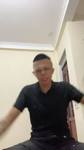 Anh đã không biết cách !
