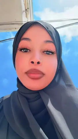 Wa u xiise walhi 😭#suusuhassan #suusucollection #suprisevisit #independentwoman #somalitiktok 