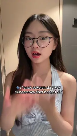 padahal kalo mau glowing tinggal rajin makan ini😝 #CollaBites #GlowingSatSet #Gummy #Collagen 