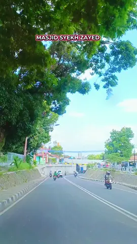 Keindahan masjid Raya sheikh Zayed solo Surakarta Jawa Tengah 