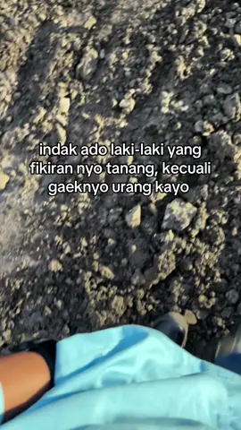 Bercabang pikiran nya 🤕