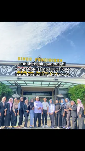 🥹🥹🥹 #lasdaypkl#pklberakhir#praktekkerjalapangan#smkbisasmkhebat#jurusanmanajemenperkantoran