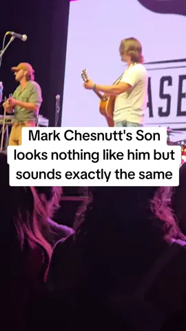 Casey Chesnutt Live singing his favorite song by his dad #caseychesnutt #markchesnutt #90s #countrymusic #fyp 