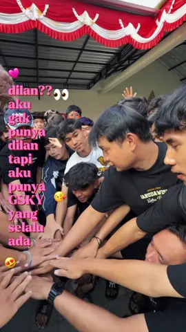 aku gk punya dilan tapi aku punya mereka 🤍🫂#gskylovers #fyp #masukberanda #mots? 