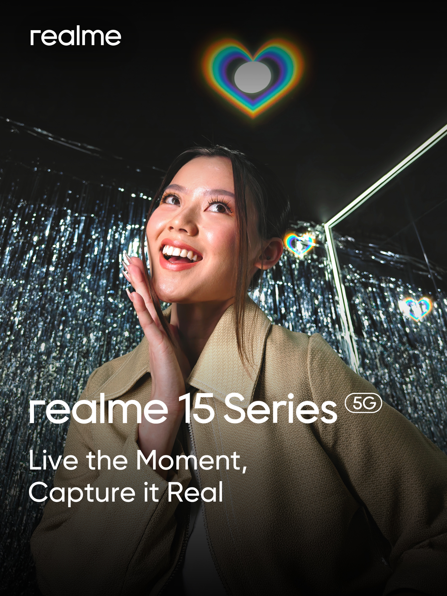 Hang out seru, captured perfectly🎥 Dari meriahnya acara sampai momen happy, semua terekam tajam lewat Triple 50MP Camera & All 4K 60FPS dari #realme15Series5G Low light? Aman banget😎 #realmeCOSMO #AINightOutPhone