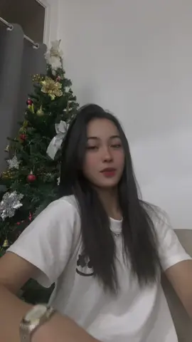 Di bale nalang🤭 kaya ko pa naman cguro😅 #foryou #ilongga #bisexual #fyp #dibalenalang 