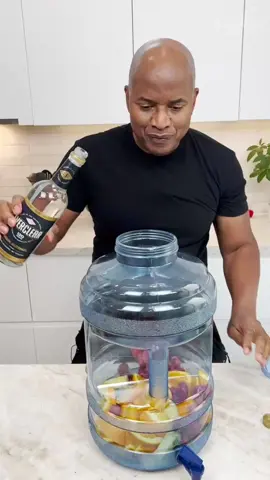 Top 1 tiktok 2025 #tipsybartender