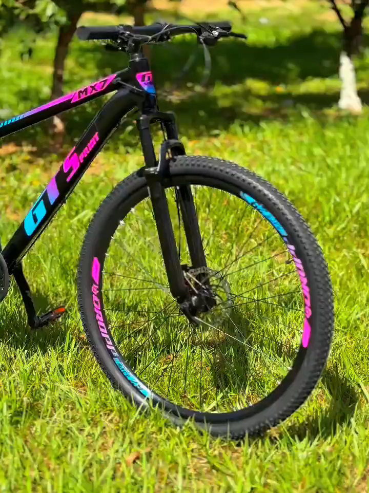 A aventura te espera no Aro 29! ⛰️🚴‍♂️ A GT Sprint MX7 é construída para encarar qualquer trilha. Com 24V index, Suspensão Aero e Freio a Disco em alumínio, você tem performance e segurança. Pronto para o desafio? De R$ 1.305,00 💰 *Por R$ 809,00* 😱 🛒 Compre agora 👉 https://s.shopee.com.br/1VqYxdqiS0 ⚠️ Promoção sujeita à alteração de preço e estoque do site
