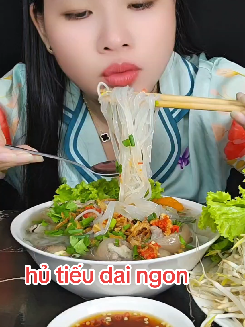 mưa ăn tối hủ tiếu nước lèo, hủ tiếu sa đéc sào nóng hỏi vừa thổi vừa ăn#shophayngo #ancungtiktok 