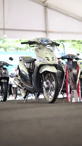 This is King Of Mio!! Welcome to the world SPONGEBOBV.2🔥🔥🔥 @MIONIZER ID @Thongs Speed🇮🇩 @Bams95 @Ari Putra @agus bingung @RMF rifky Muffler @NsCustom @SouthsideMedia #kingmio #mio #miosporty #yamahamio #mioworldday2025 