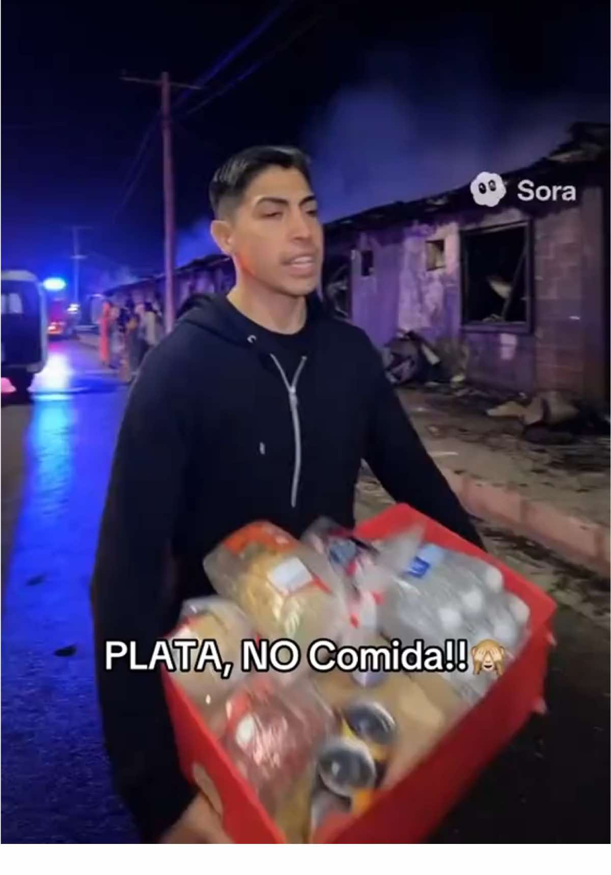 Apoyando a la gente de Pamplona después del incendio, me rechazan los víveres, ya que no quieren comida ellos quieren plata