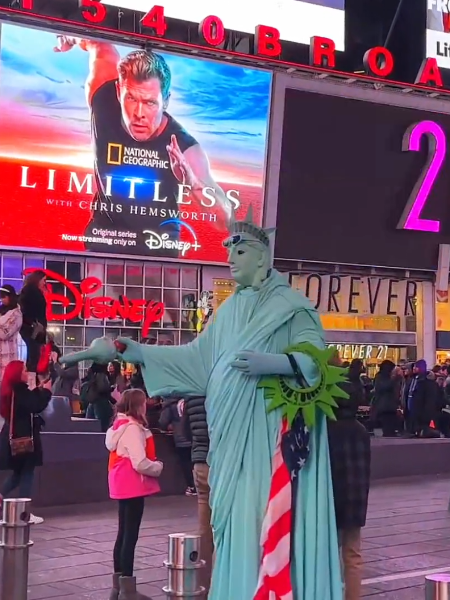 New York City Statue of Liberty United State of America Manhattan ‎#growmyaccounttiktokteam  ‎#timesquarenewyork  ‎#unitedstatesofamerica🇺🇸  #nyctiktoker  ‎#searchinsights 