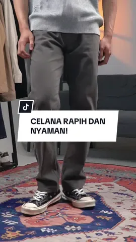 Celana yang gak cuman rapi, tapi super nyaman dipakai seharian! Kenalin, Dellan Chinos dengan potongan yang pas bikin lo kelihatan rapi tanpa ribet! Bahannya halus, ringan stretch bikin bebas gerak dan nyaman dipakai seharian. Buat look smart casual delana ini pastinya cocok banget! Jangan kelamaan, langsung aja check out sekarang!   #guncang1010 #promoguncang1010 #embadenim #emba #dukungumkm 