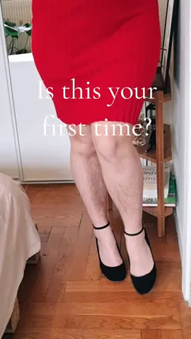 Hairy, in heels and still feminine 🤯 #bodyhair #hairywomen #hairygirl #hairylegs 