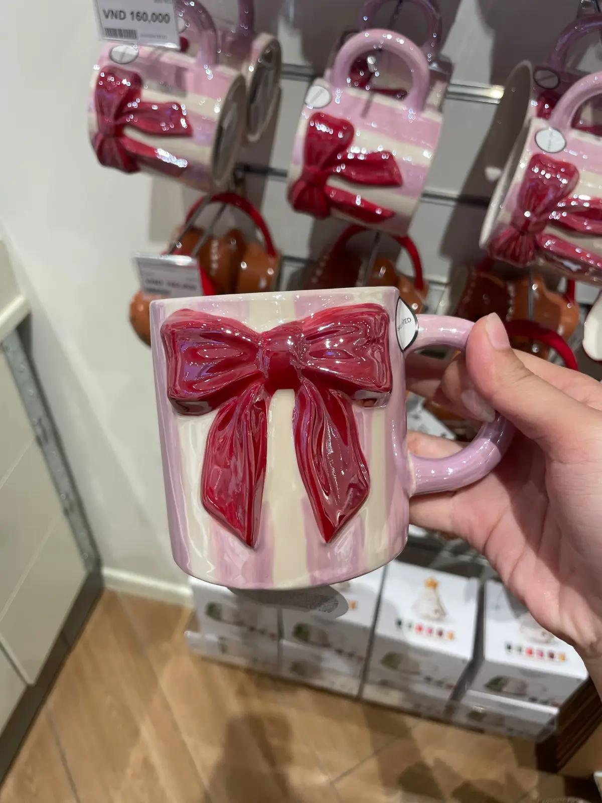 🎄 “Ly Noel siêu cưng, siêu hot 🔥 Mua nhanh kẻo hết nhaaaa 🎁”#christmas #christmasmug #xmas #noel #mug 
