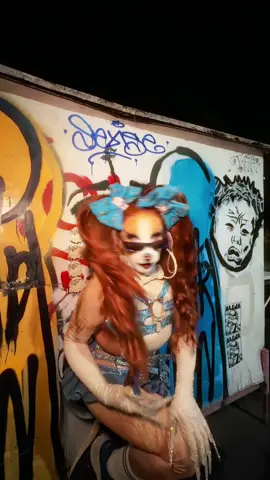 Todo bien todo chido, y si no te gusta pues chido👌🏻  Vestuario @ANTONY GABS  Audiovisual @Andres  #drag #lmd #lamasdraga #art #makeup 