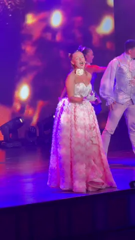 I do love my job✨💖       #fyp #trendin #for #cruise #singer 