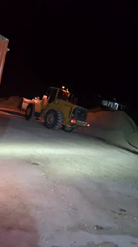 #فولفوvolvo_fh_لوبد #ماشاءالله_تبارك_الله_اذكروا_الله🕋🕋🕋 #متابعه_ولايك_واكسبلور_فضلا_ليس_😇امر #لايك_متابعه🌸_اكسبلور🌸🥀🥀 #فولفو 