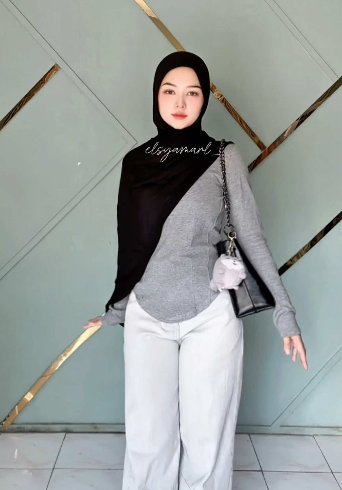 Simple Outfit for hangout😍🌸🌷✨ #hijabstyle #outfithijab #outfitideas #fitchecks #ootdhijab 