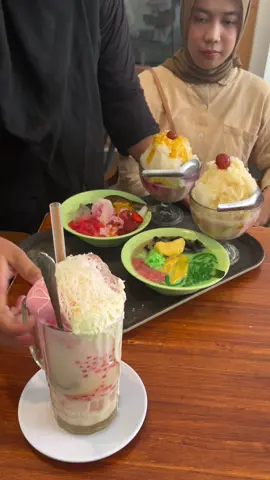 mlipir dulu ben kuat menghadapi panas e solo🥲✋🏻