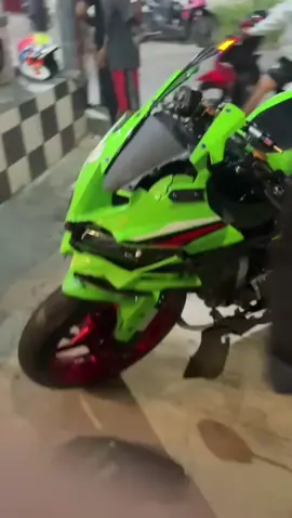 maaff gaiss baru bisa update kmrinn terkena musibah dan hal hasil MTR hancur hp hancur 🥺🥺🥺🙏🙏 #zx25r #zx25rcarsh #hancur #musibah 