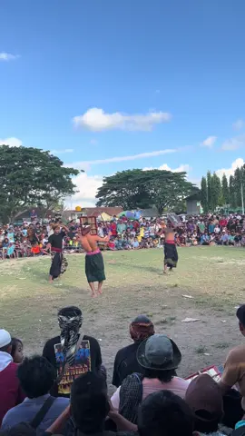 @B🅰️j⭕k #fyppppppppppppppppppppppp #lewatberandafyp #preseanlombok #tradisilombok #lomboktengah 