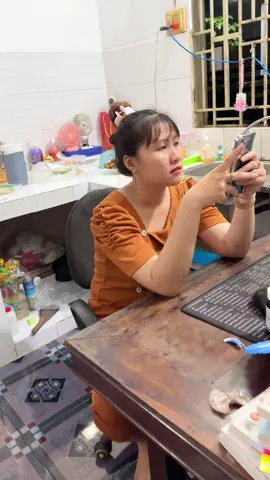 chọn quà 20-10 làm gì căng