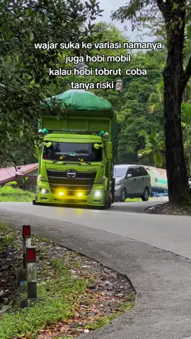 nyot di kenyot😖😜🗿@rizkyrizaldi19 @RobbyRotanaYulian #fyppppppppppppppppppppppp #batubarajambi #hino500 #pasukan🐊darat #hjgroupsengeti 