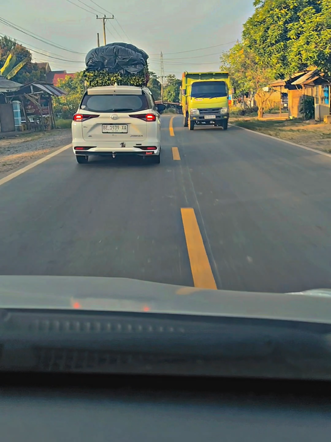 Berrayuunn pejuang diit ditt... JASA PERJALANAN/PAKET TRAVEL TERIMA CARTER, WISATA, ZIAROH & PERJALANAN DINAS PALEMBANG-LIWA-KRUI (VIA RANAU) STAR FROM PALEMBANG : - INDRALAYA - PRABUMULIH - BATURAJA - MUARA II - RANAU - LIWA 