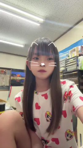 @ここ🚬 といいね対決 いいねしろ😼