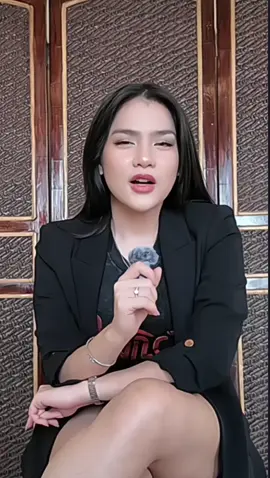 Bersama Davina Karamoy, aku siap menyelami misteri Gunung Merbabu😈 Film Kuncen tayang 6 November 2025 di Bioskop  #CapCut #filmkuncen #kuncen #davinakaramoy #filmhoror 