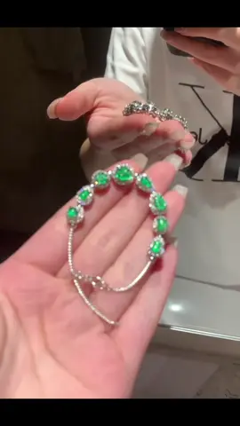 #phithuy #翡翠 #ngocphithuy #jade #pandora 