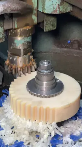 #satisfyingvideo #asmrmechanic #slowmo #satisfyingmachining #tiktokengineering