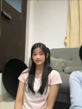tiba2 bgt begitu @Catherina Vallencia  ##erinejkt48 #jkt48newera #jkt48 