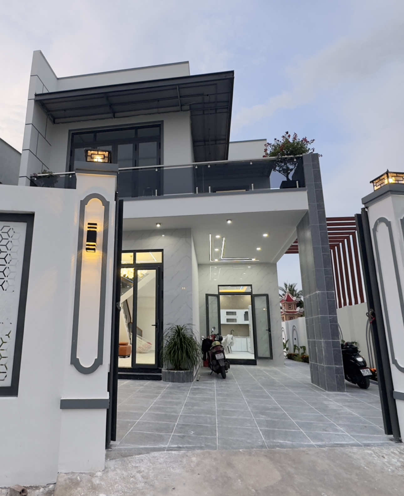 Villa Hiện Đại 10x25m Full Thổ 1 Trệt 1 Lầu 4 Phòng Ngủ. Phước Lý- Cần Giuộc- Long An. Tổng 4ty850 #nhaeptoantrung #nhahiendai #villahiendai #villa 