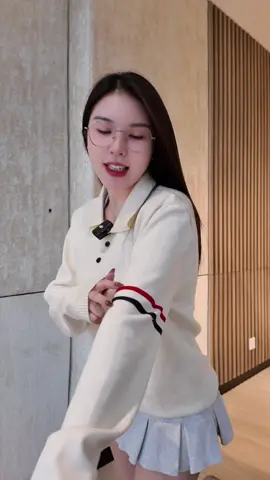 áo còn giá hợp lí nữa cơ ạ