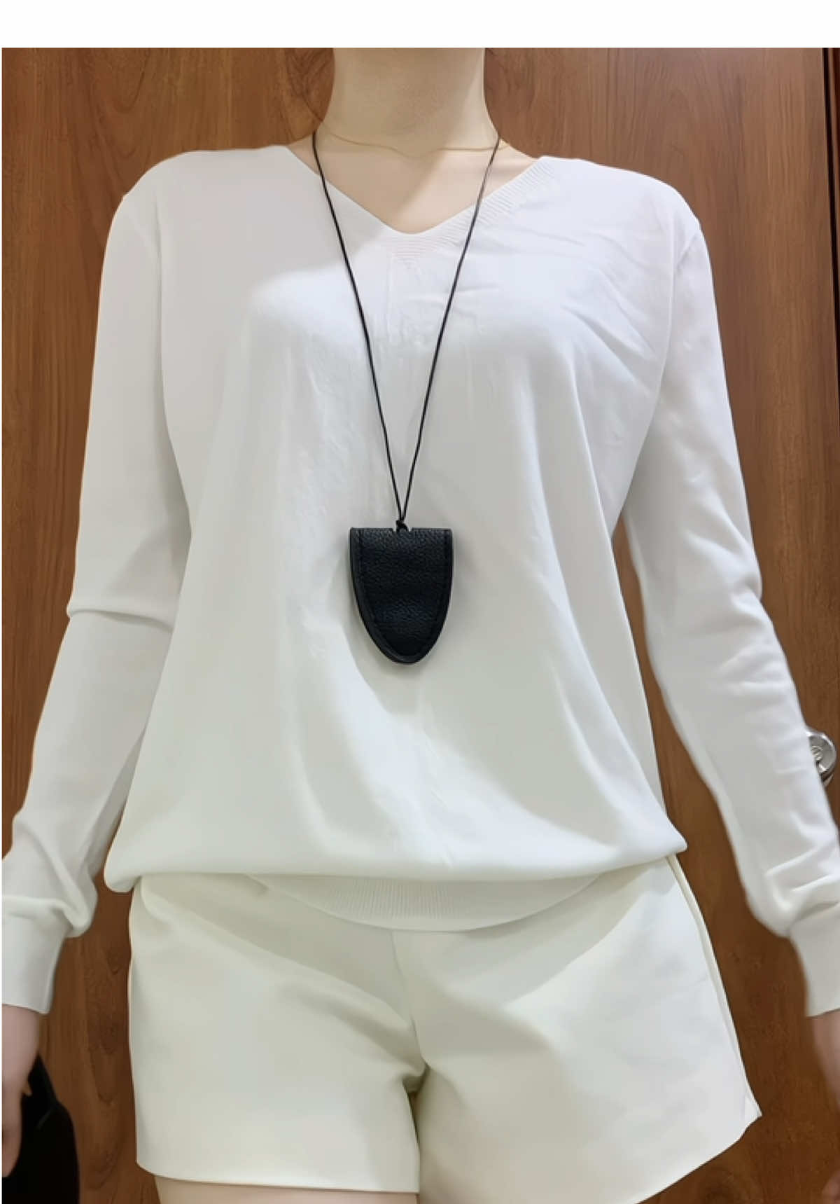 Áo len cổ V #aolencotim #aolencov #aolenmong #aolennu #reviewquanao 