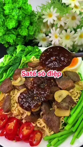 Thích ăn mì trộn thì nhất định phải có cái hũ satế sò điệp này nha mấy bà.                                                                   #xuhuong #LearnOnTikTok #xh #satesodiep #mitron 