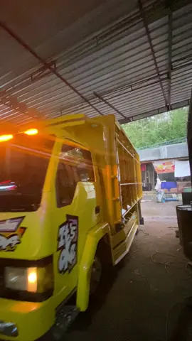 Siap tampil beda 😎#pesonatrukindonesia🇲🇨 #ragasamania #ragasatrucklovers @Conkhamka_ 